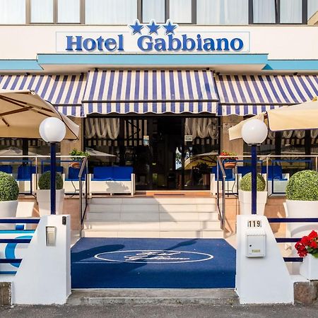 Hotel Gabbiano Cervia Buitenkant foto