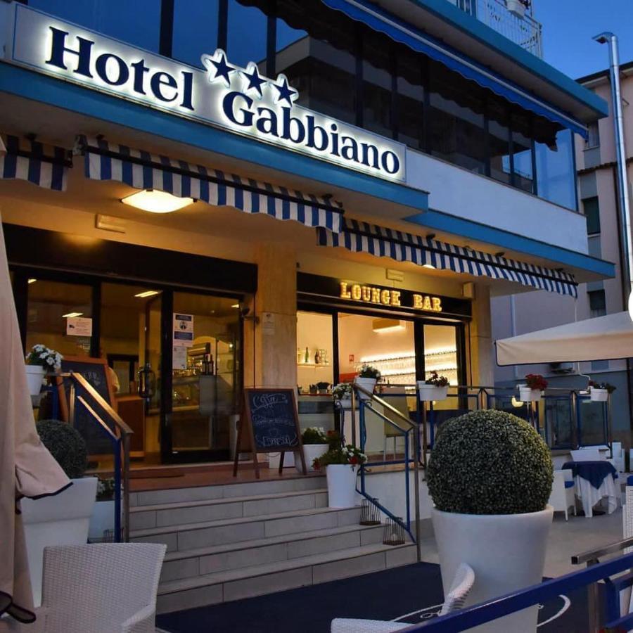 Hotel Gabbiano Cervia Buitenkant foto